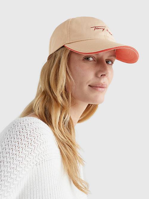 Czapki Tommy Hilfiger Iconic Signature Logo Cap Damskie Beżowe | TH067SQU